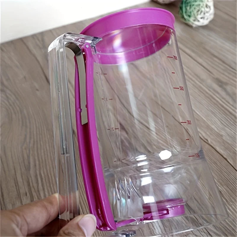 Nestava™ PerfectPour Batter Dispenser